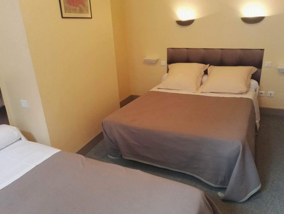 Hotel Du Square Riom Εξωτερικό φωτογραφία