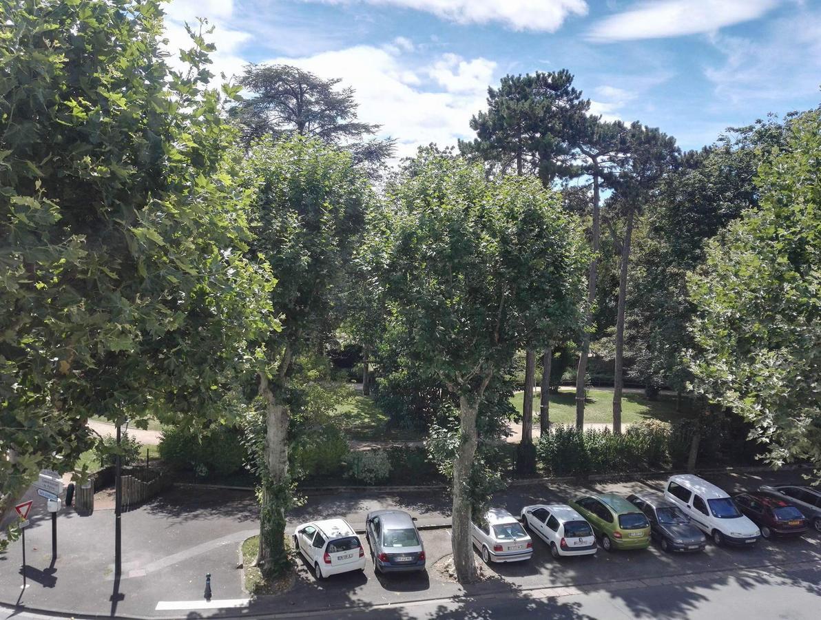 Hotel Du Square Riom Εξωτερικό φωτογραφία